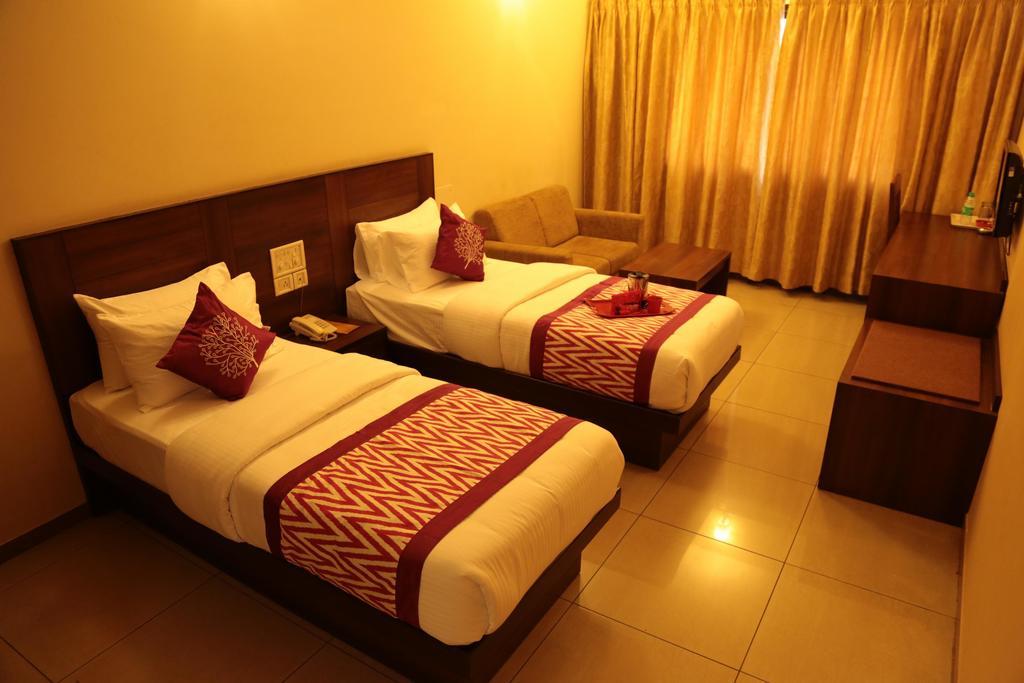 Oyo 1604 Hotel Suman Residency Mangalore Quarto foto